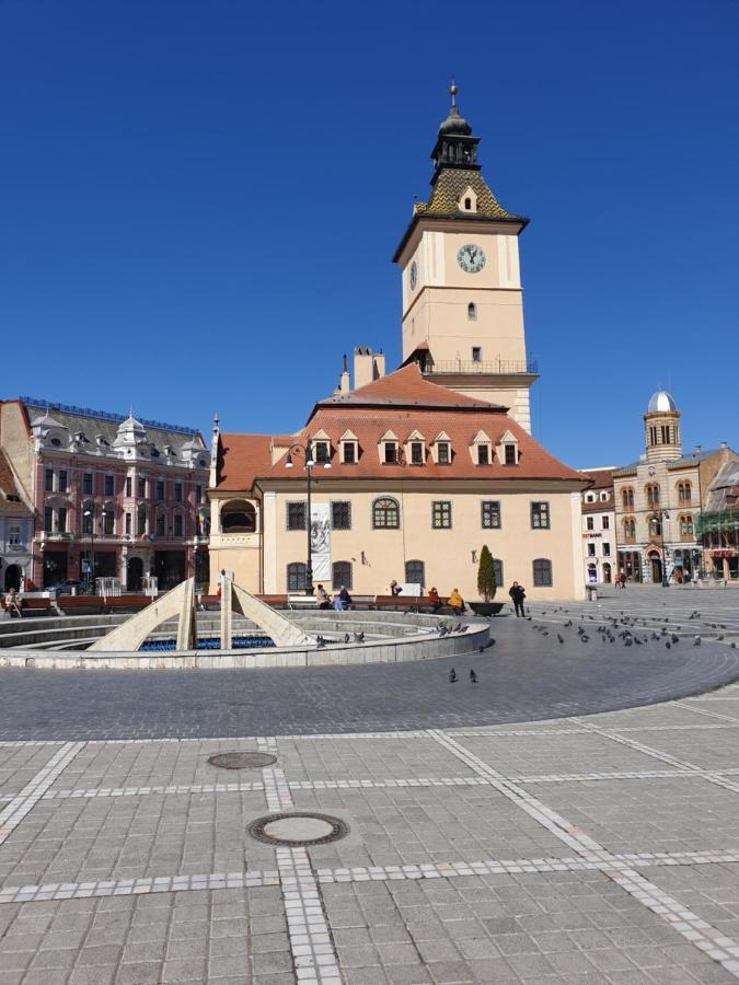 Studio Central Poarta Schei Braşov Exterior foto